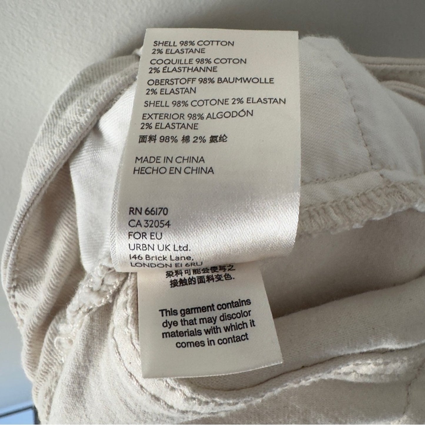 Pilcro and the Letterpress Anthropologie faded tie dye jeans mom baggy pleated