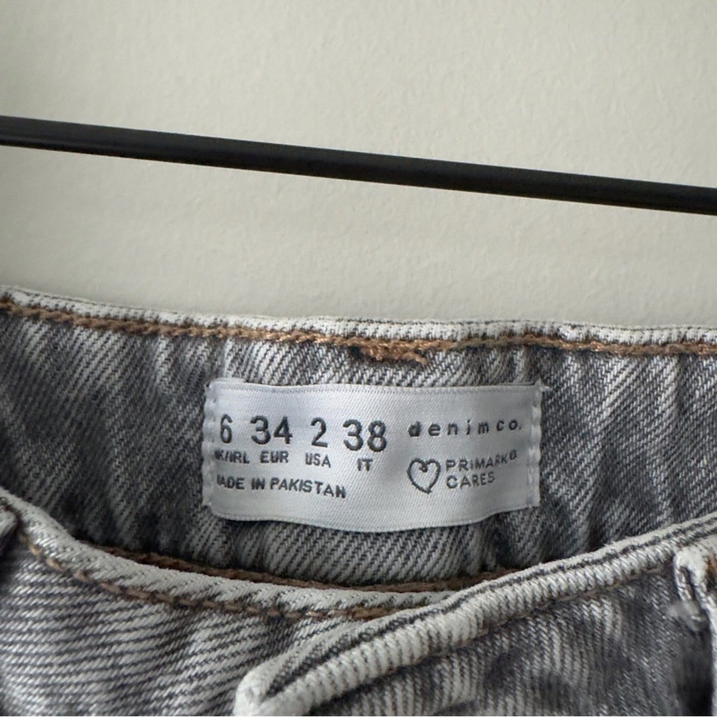 Denim Co. Primark Cares Light Gray Straight Leg Jeans grey distressed cotton EUC