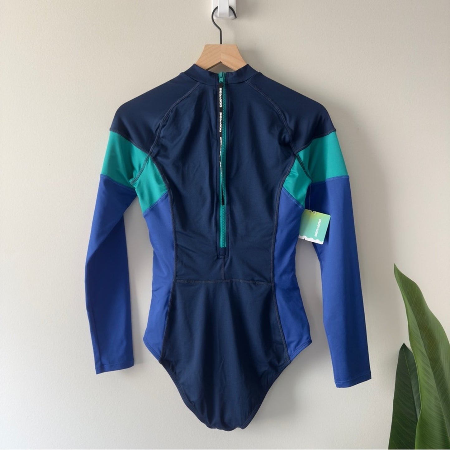 Sea-Doo Women’s One-Piece Suit Rashguard Marine/Navy Watersports Long Sleeve NWT