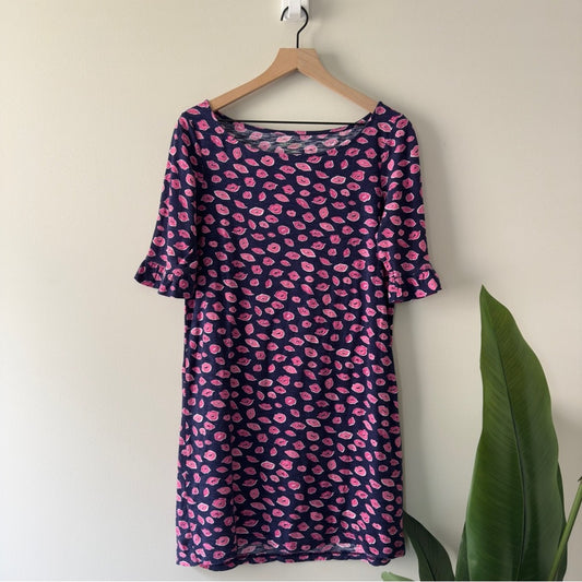 Lilly Pulitzer Somerset Dress Lips Pattern 100% cotton Pink Blue mini ruffle EUC