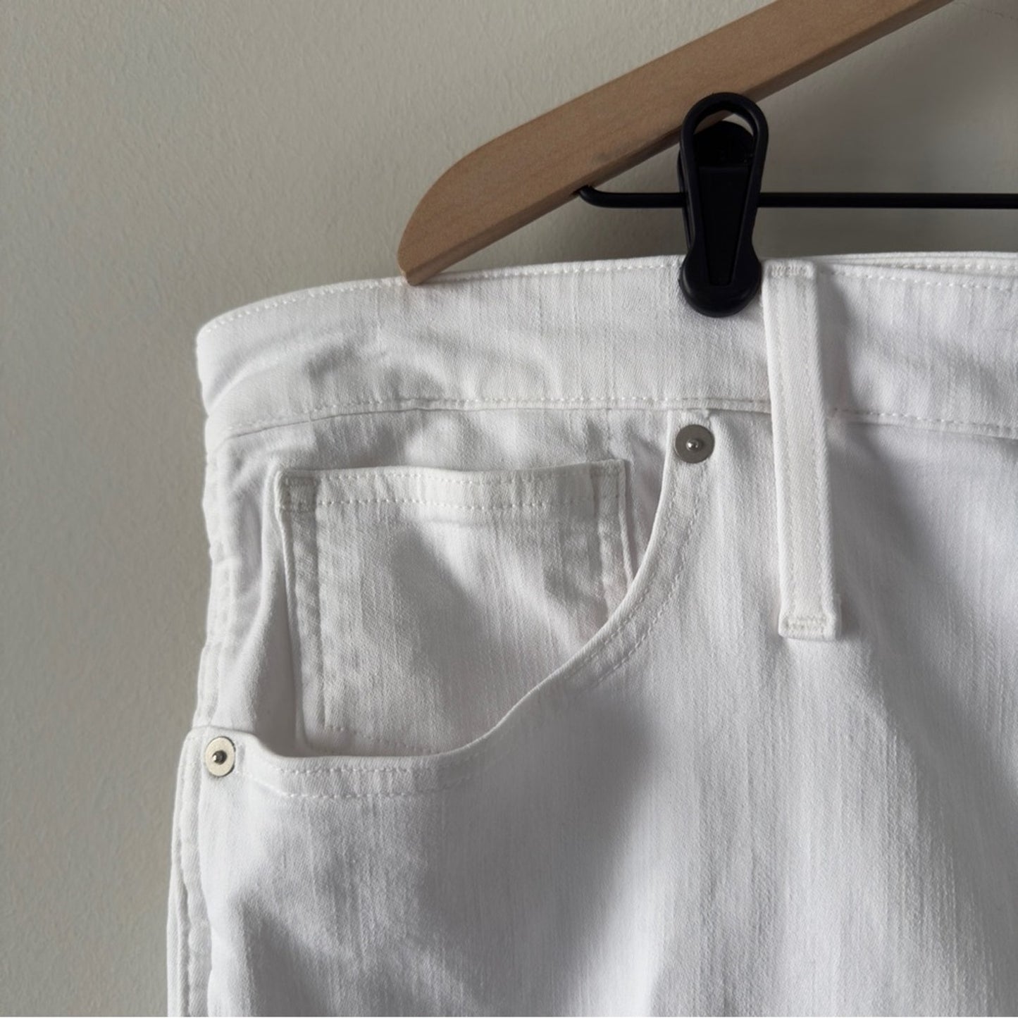 Madewell High-Rise Skinny Jeans White denim casual zip button pockets belt loops