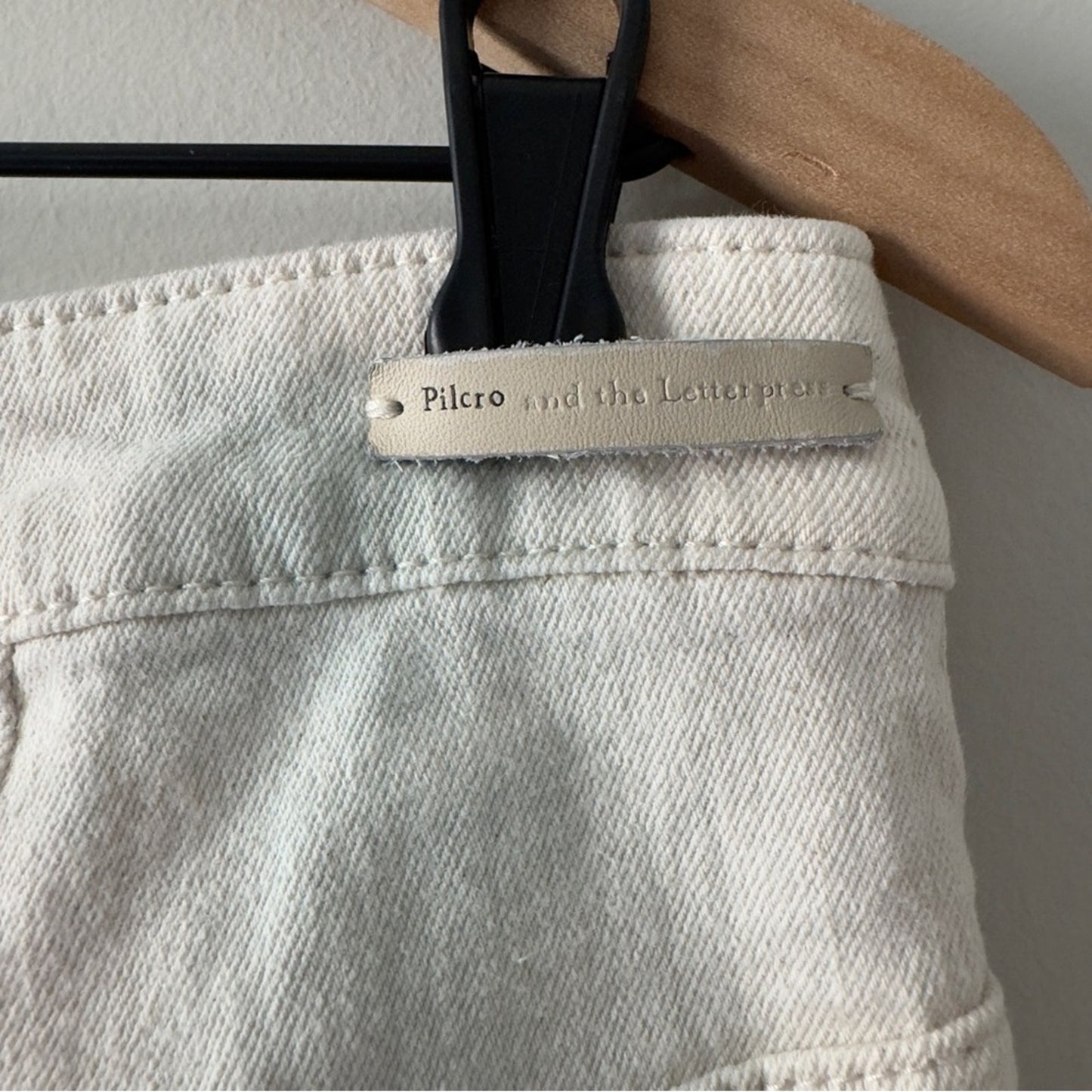 Pilcro and the Letterpress Anthropologie faded tie dye jeans mom baggy pleated