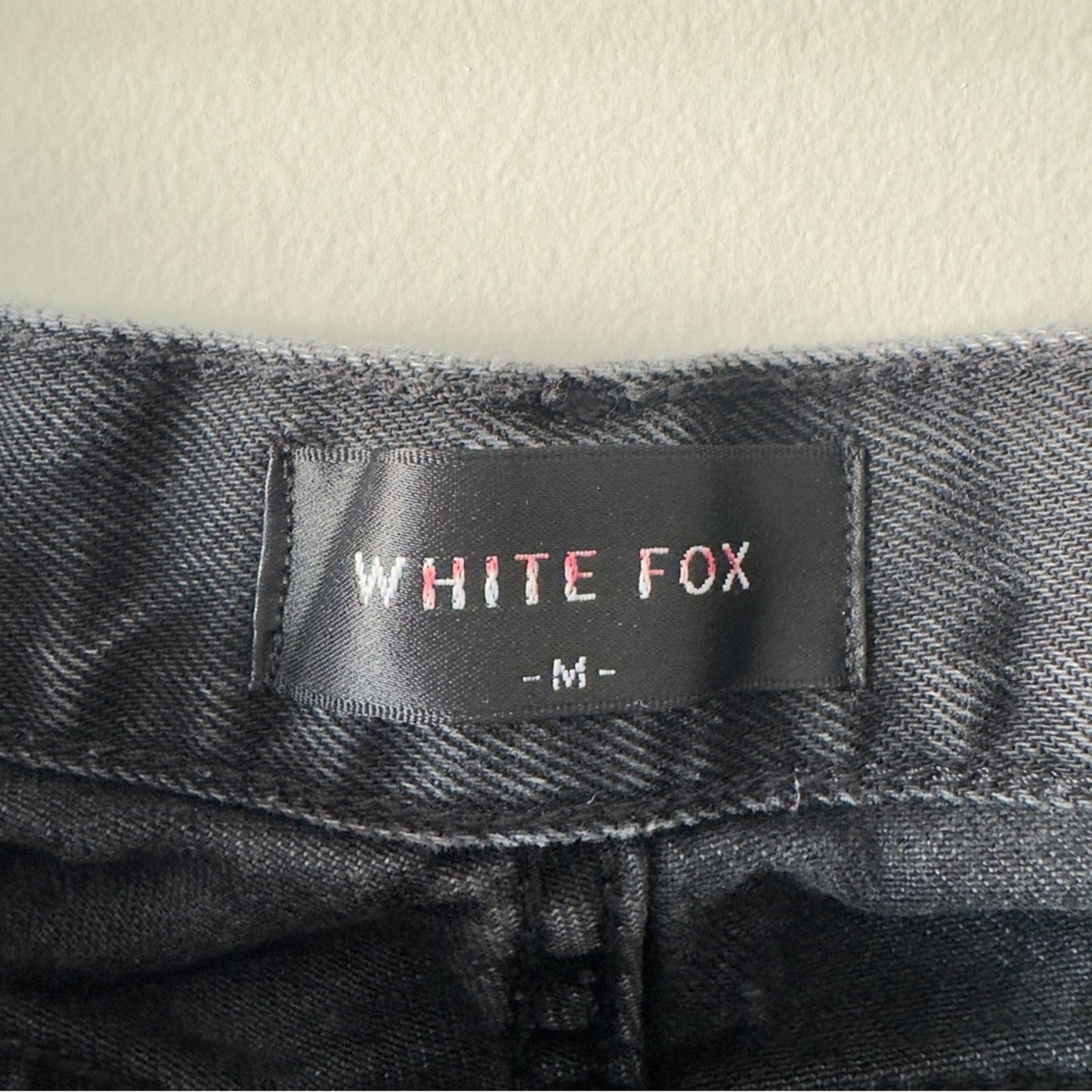 White Fox Stylish Straight Leg Jeans Black Denim Pants Dark Gray Charcoal casual