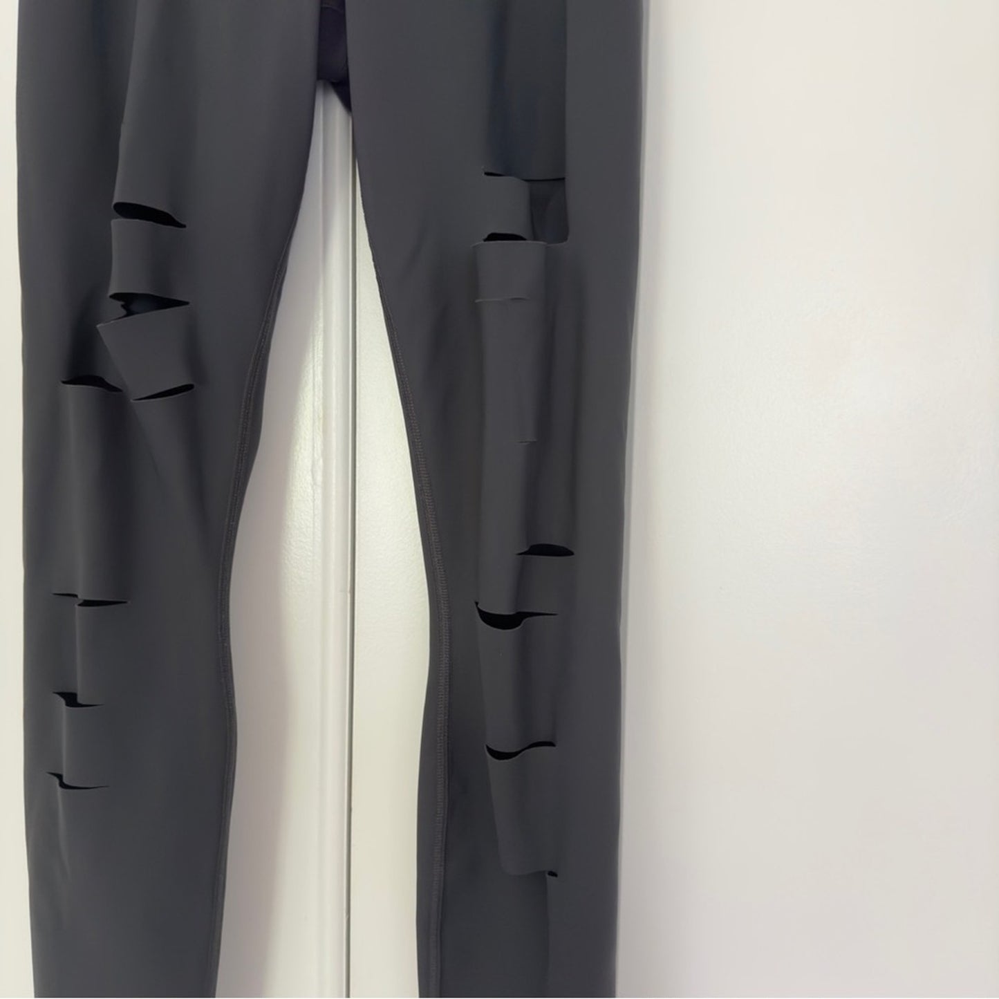 Alo High Rise Slit Front Leg Athletic Leggings Stretch Activewear Athleisure XS