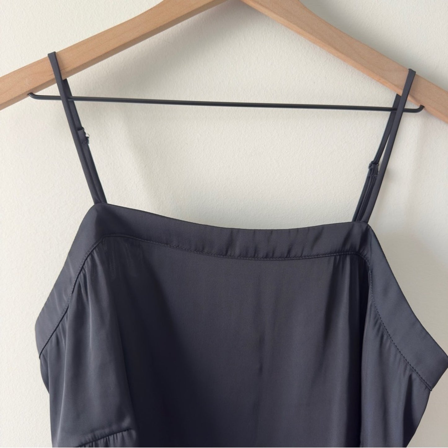 Revolve House of Harlow 1960 Black Adjustable spaghetti strap Crop Top black NWT