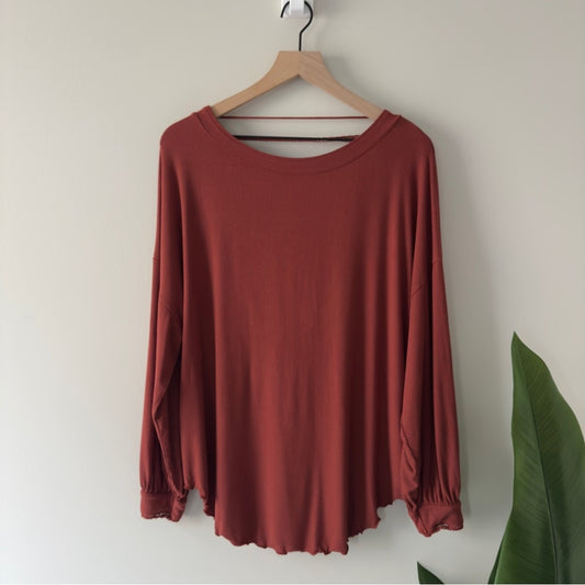 Free People Shimmy Shake Top Oversized Rust Long Sleeve Blouse scalloped hem EUC