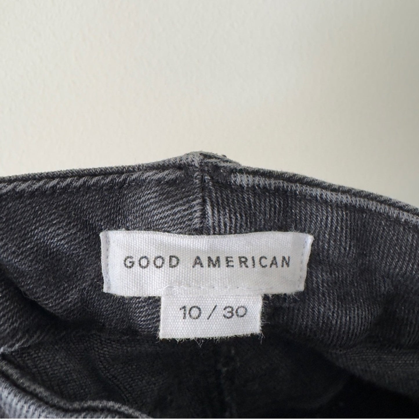 Good American Black Bootcut Jeans zip button denim solid belt loops pockets EUC