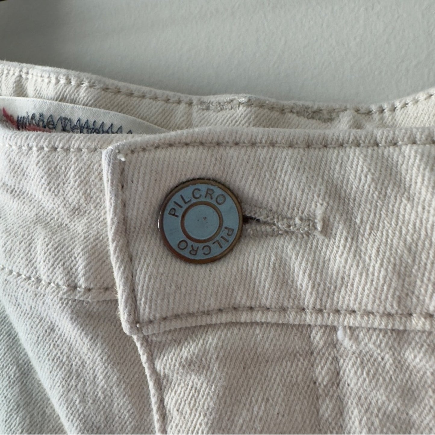 Pilcro and the Letterpress Anthropologie faded tie dye jeans mom baggy pleated