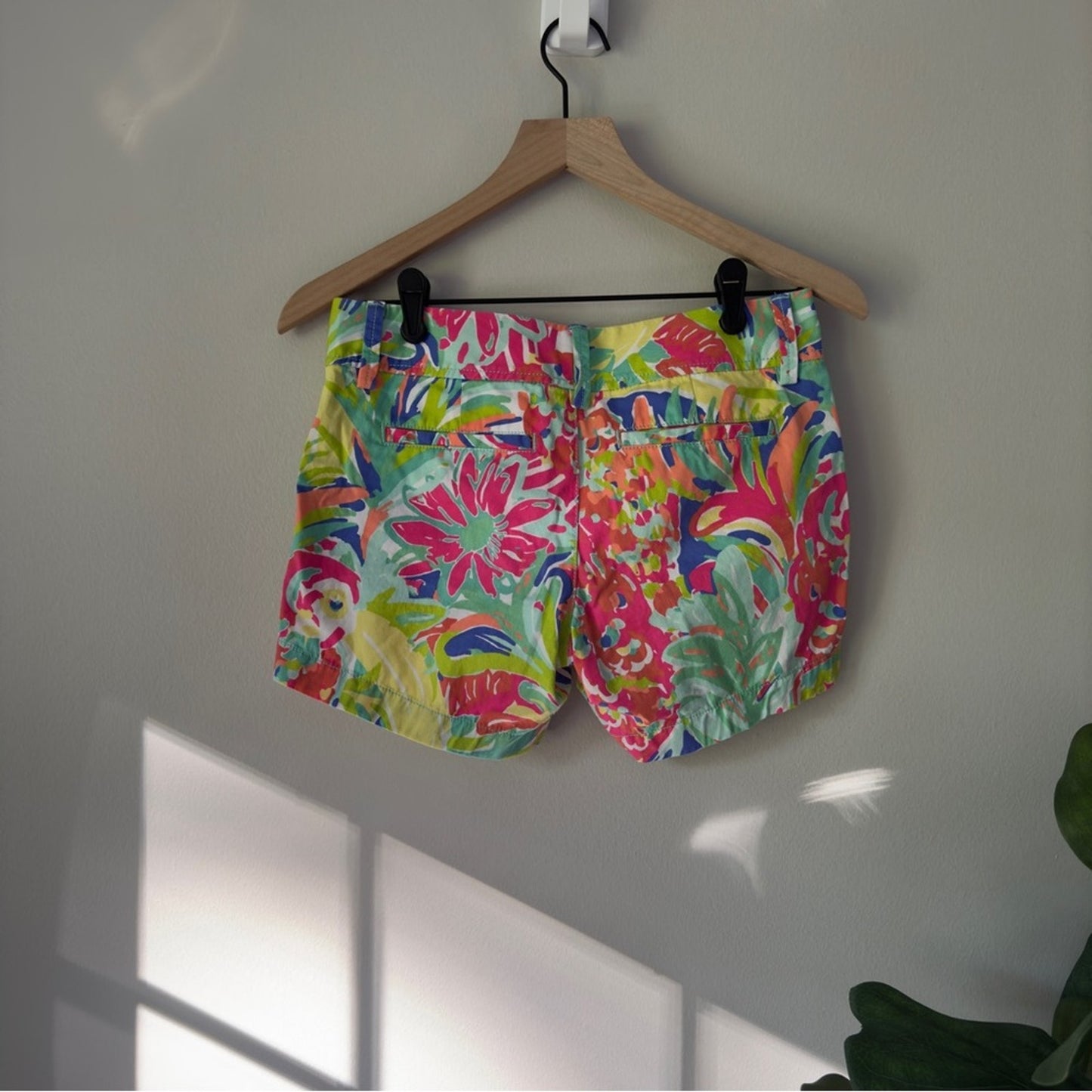 Lilly Pulitzer The Callahan Short Casa Banana Print 100% Cotton Floral Colorful