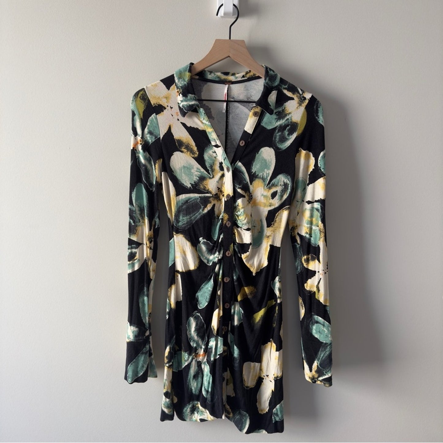 Free People floral Print button down mini dress long sleeve collared stretch EUC