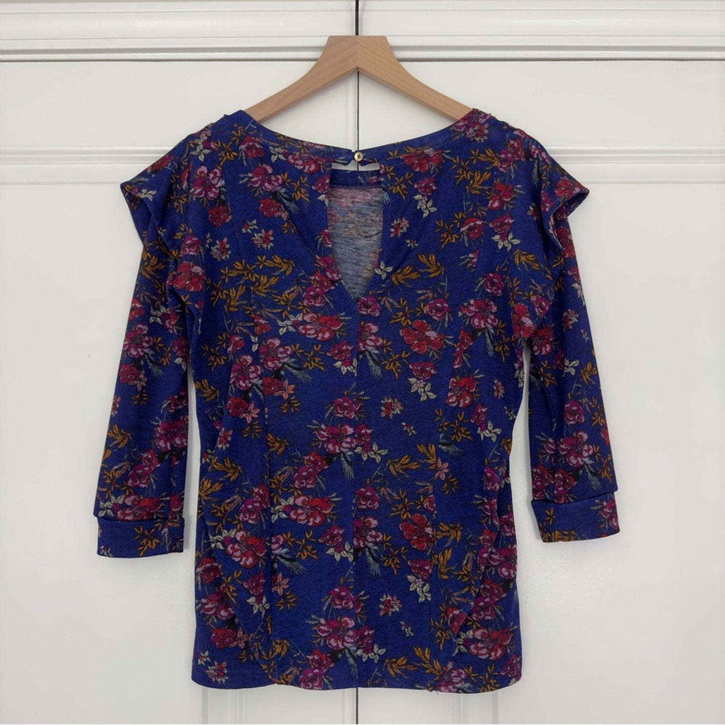 Free People Dock Street Top Ruffle Floral 3/4 Sleeve Top Button Keyhole Back XS