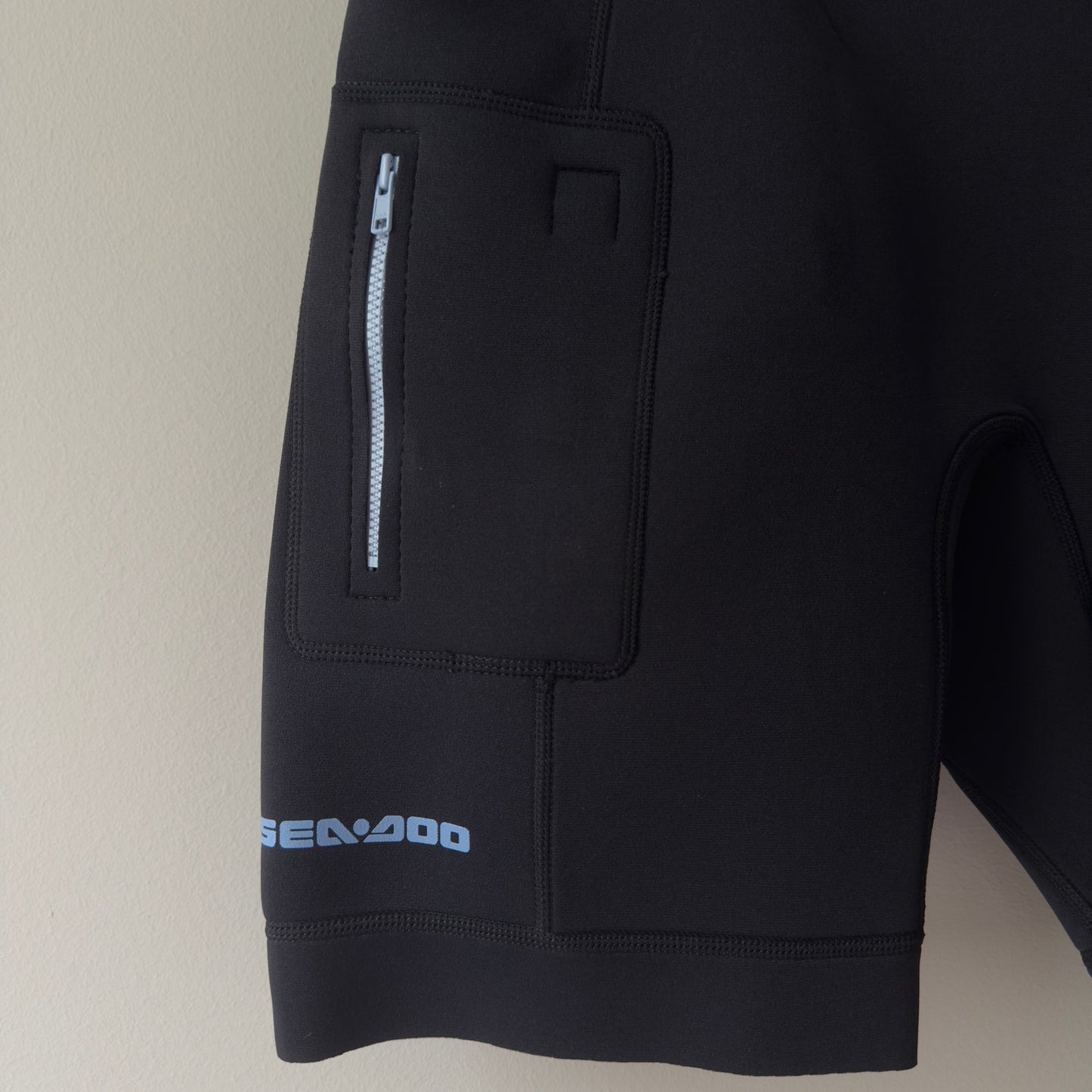 Sea-Doo Neoprene 3mm Exotic Shorty Wetsuit Element Proof Stretch Side Pocket NWT