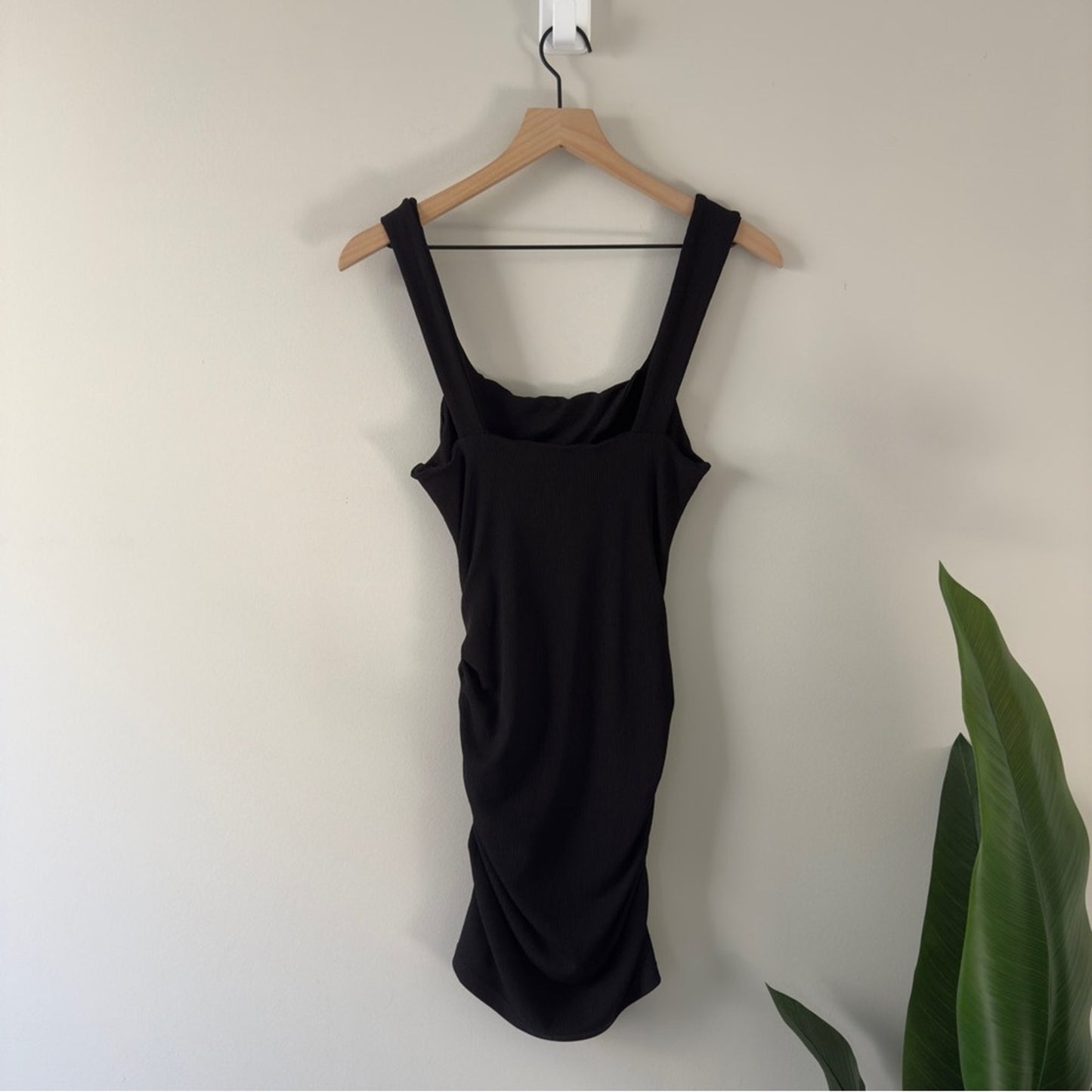 Mable Anthropologie Black Cutout Middle Backless Dress mini stretch sleeveless S