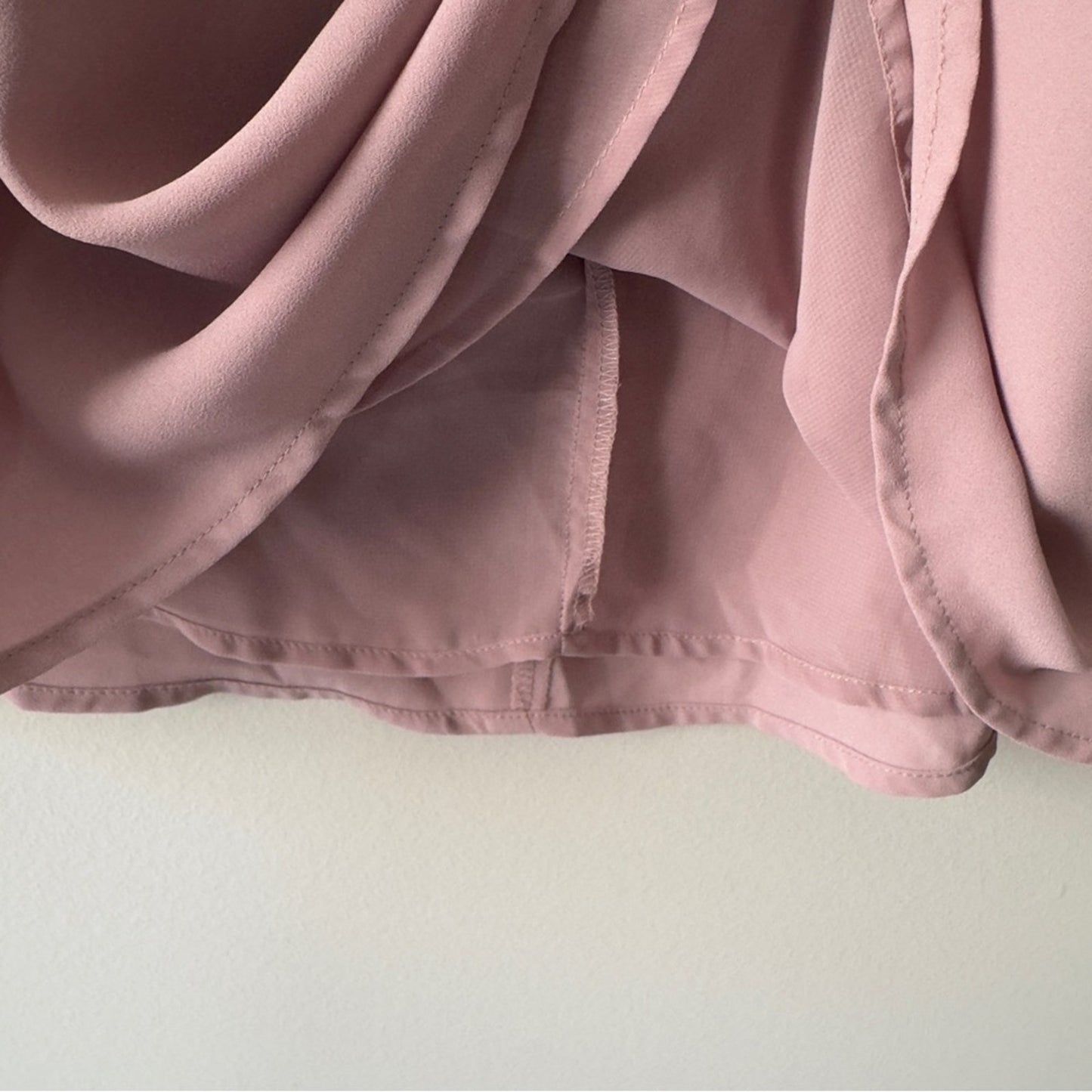 Astr the Label Revolve Deauville Mauve Lace Accent dress shift Flowy 3/4 sleeve