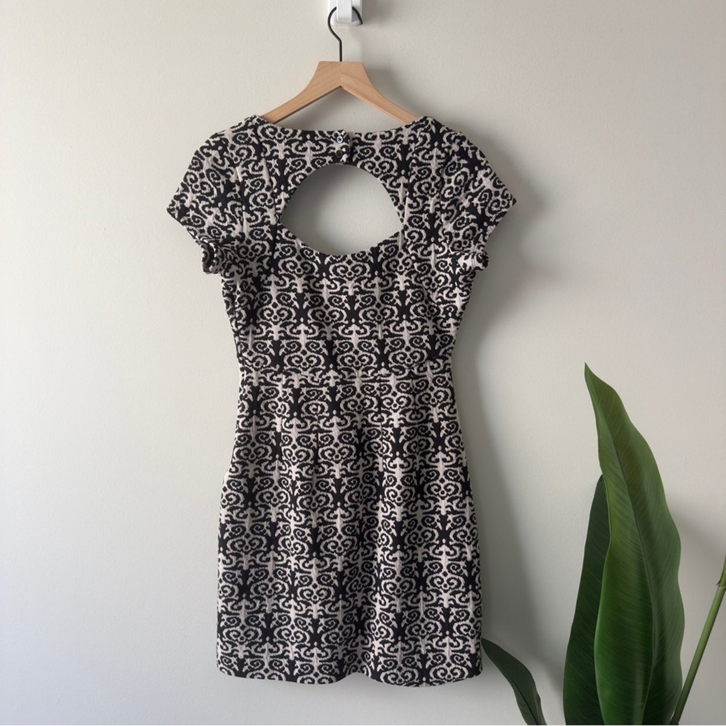 Anthropologie Deletta Black White Cutout Back Mini Dress A-Line Short Sleeve S