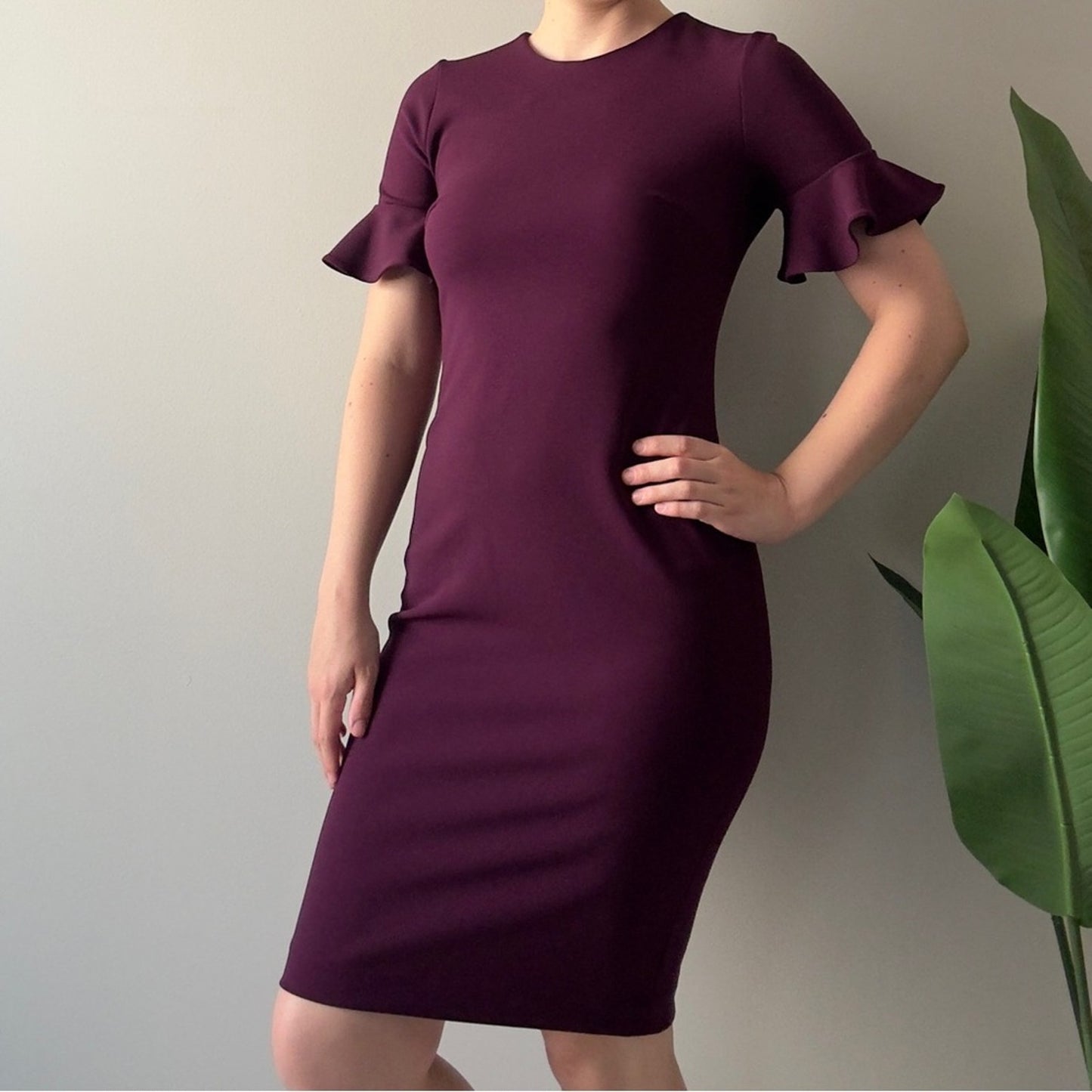 Calvin Klein Elegant Purple Ruffle Short Sleeve Dress Zip Up Zipper Back Pencil