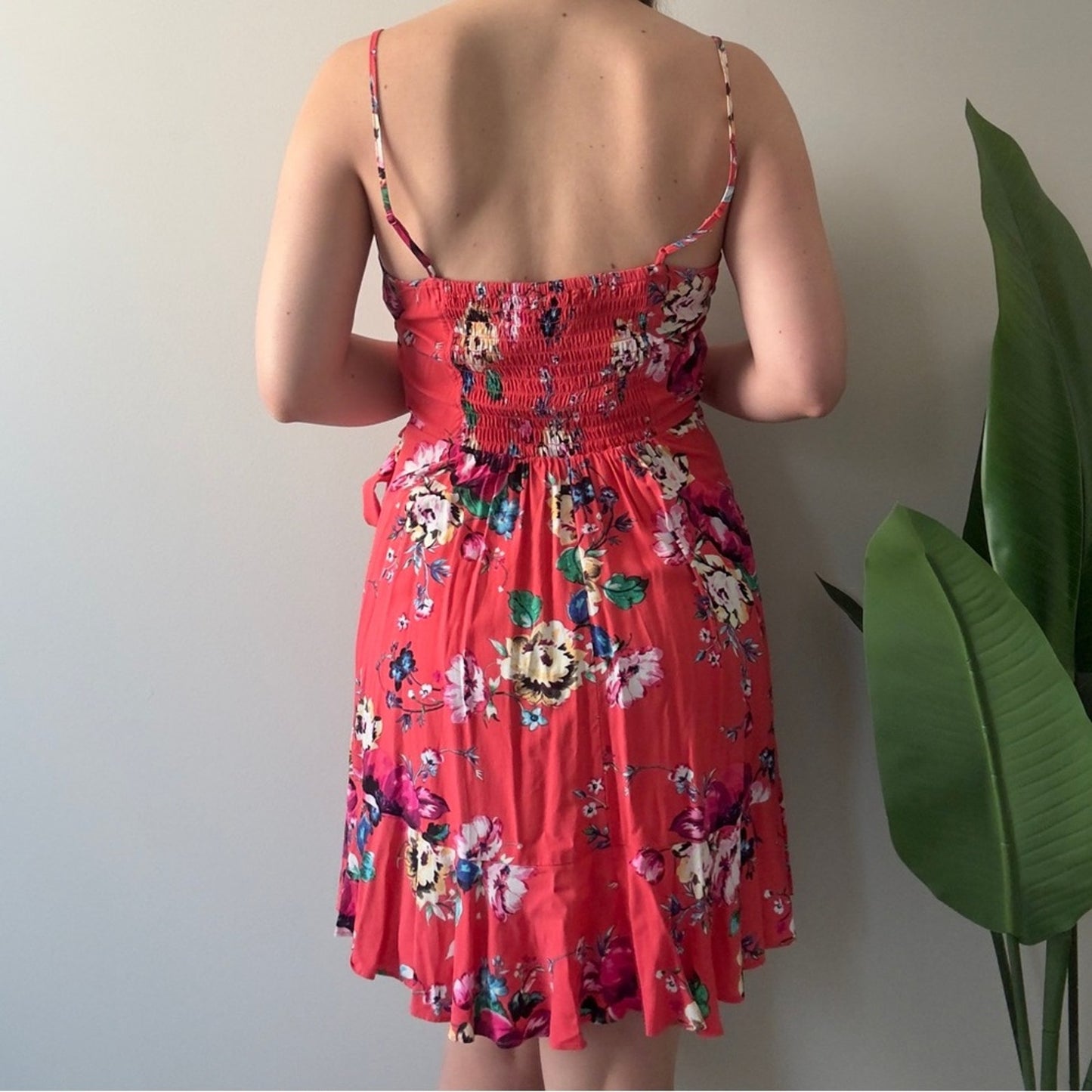 Express Floral Mini Faux Rap Dress adjustable spaghetti straps tropical ruffle M