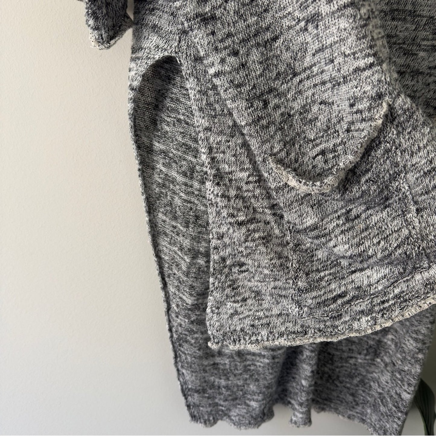 Free People Melange Knit High Low Top Short Sleeve Slit Gray White Oversized EUC