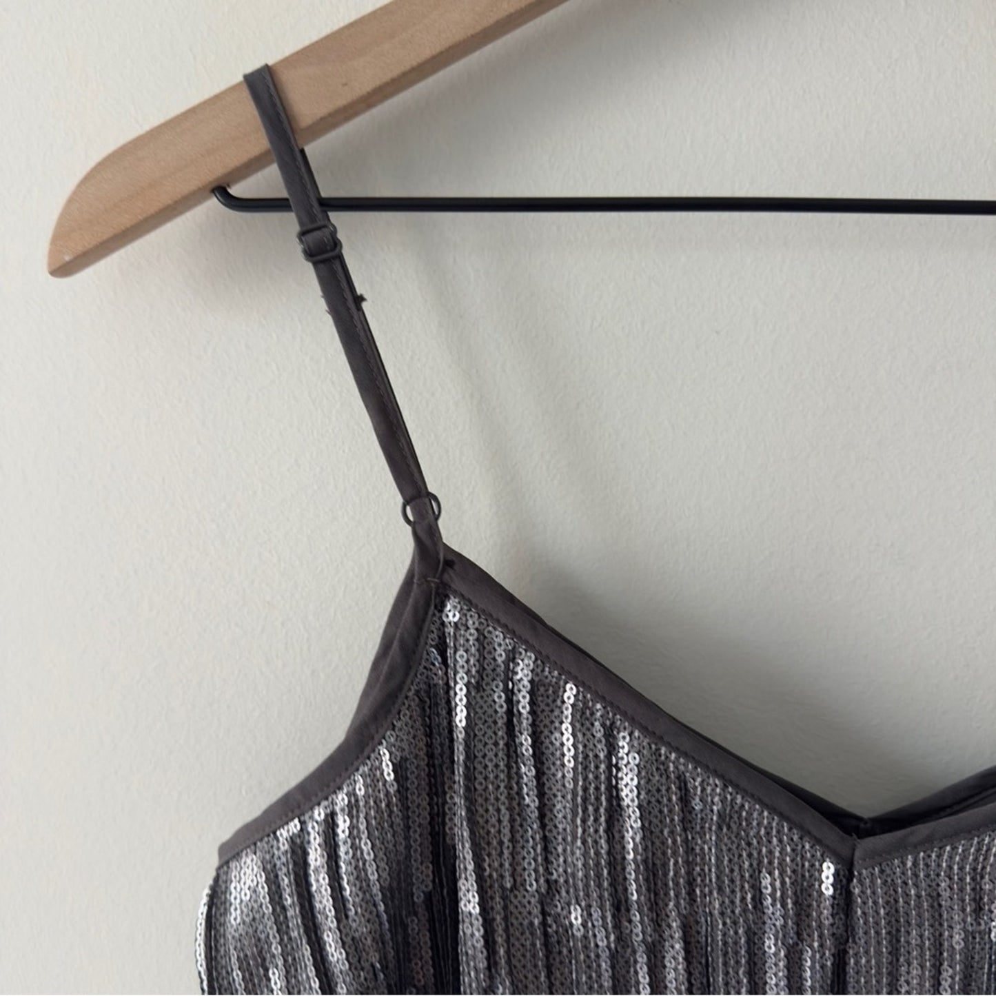 Anthropologie Amelie Sequin Cami Top Silver Ruffled Hem Camisole spaghetti strap