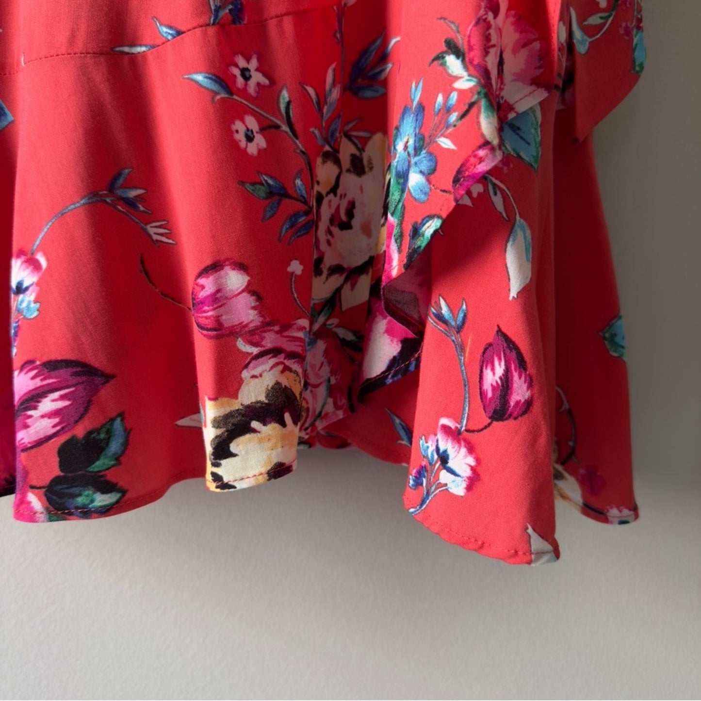 Express Floral Mini Faux Rap Dress adjustable spaghetti straps tropical ruffle M