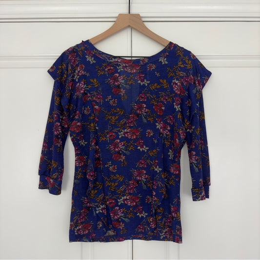 Free People Dock Street Top Ruffle Floral 3/4 Sleeve Top Button Keyhole Back XS