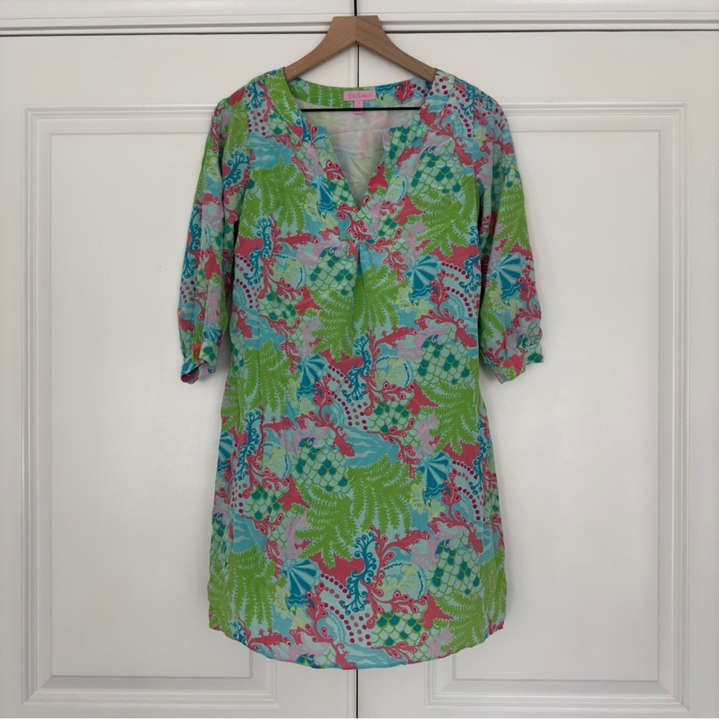 Lilly Pulitzer 100% Silk Mini Dress Beach Floral Lizard Print Preppy 3/4 Sleeve