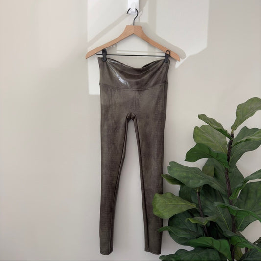 Spanx Reptile Skin Snakeskin Athletic Leggings Stretch High Waist Athleisure EUC