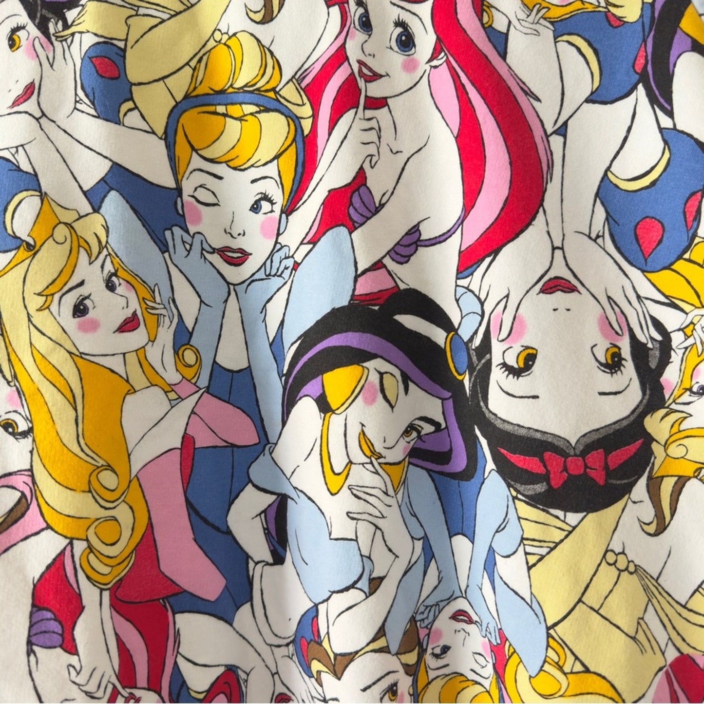 Disney ElevenParis “Who Runs the World” Colorful Princess Character Sweatshirt M