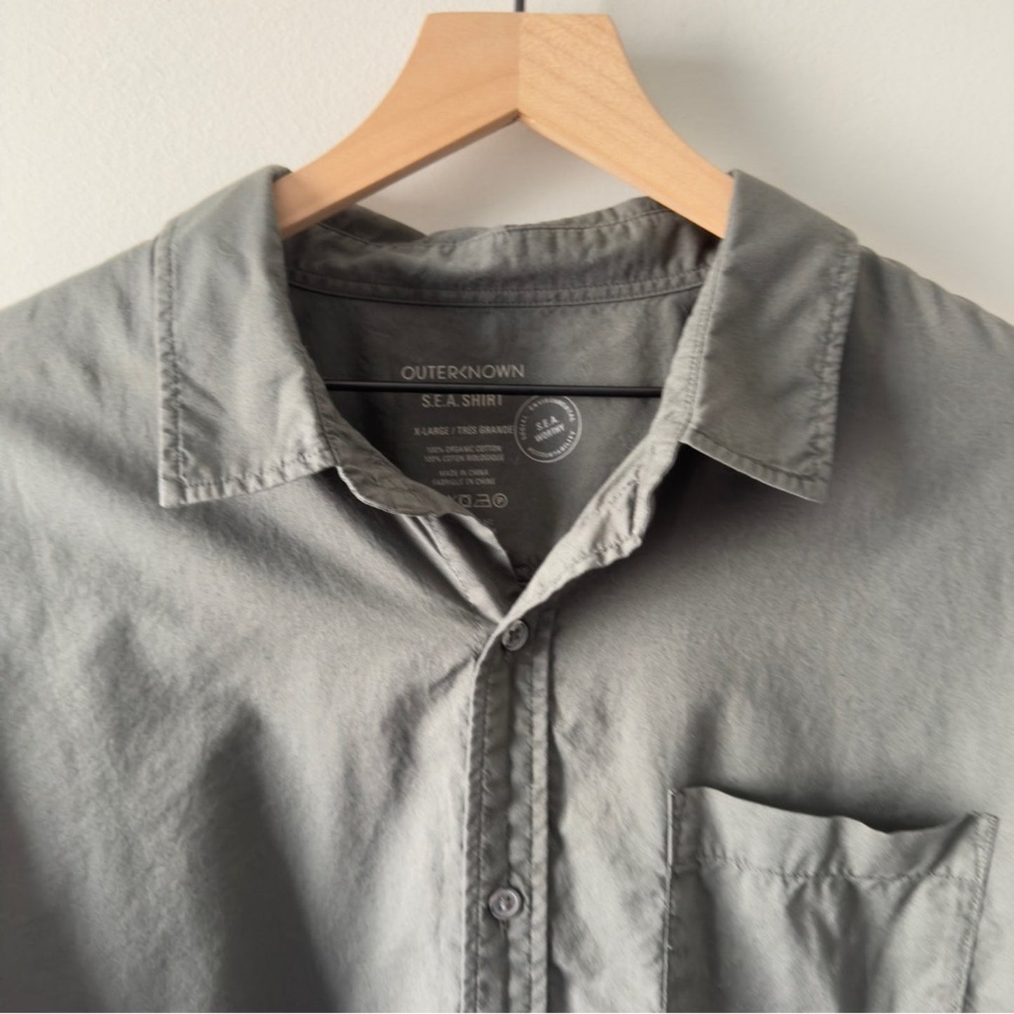 Outerknown S.E.A. Shirt 100% Organic Cotton
Long Sleeve Button-Down Shirt EUC