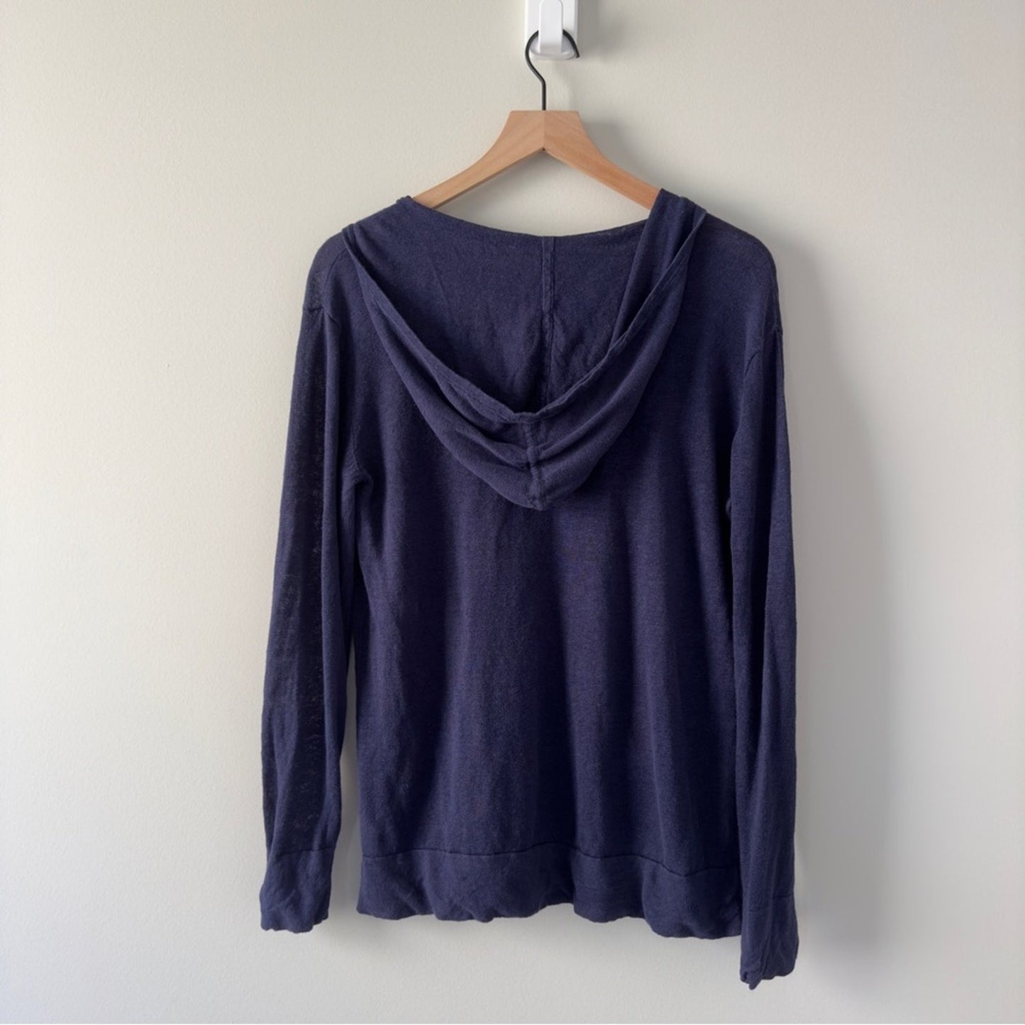 Lilly Pulitzer 100% Linen Hooded Pullover Lightweight Kangaroo pocket navy solid