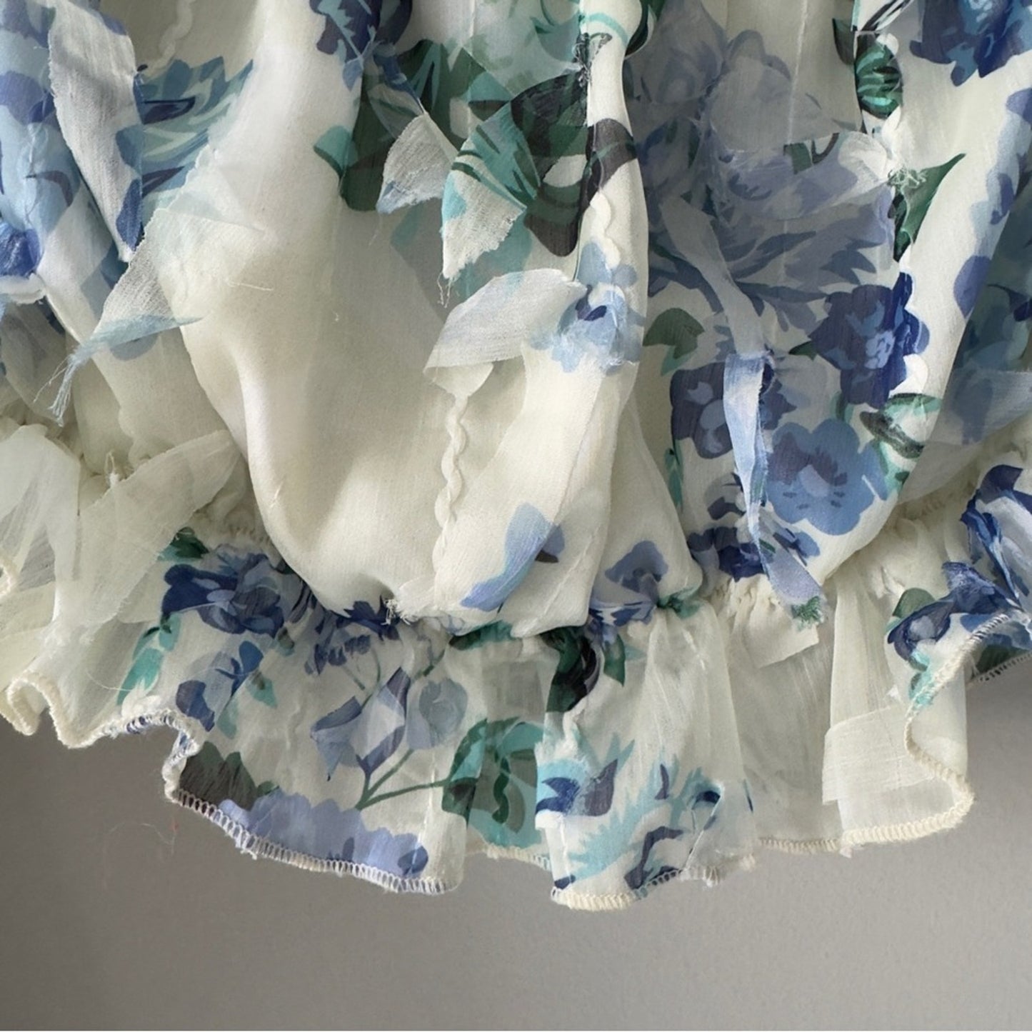 Shein Floral Off-Shoulder Ruffle Top Long Sleeve Cropped Crop Frilly Spring EUC