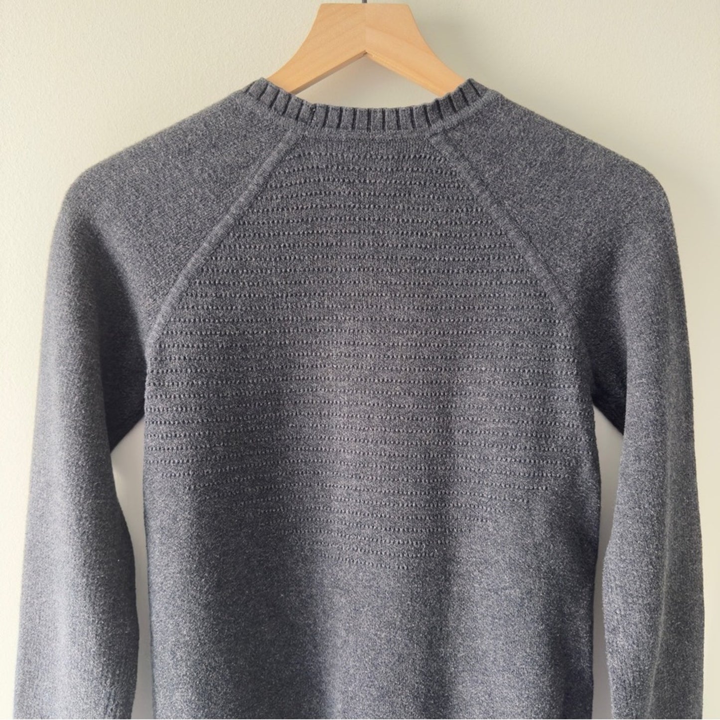 Lululemon Still Lotus Sweater *Reversible in Heathered Black /Heathered Titanium