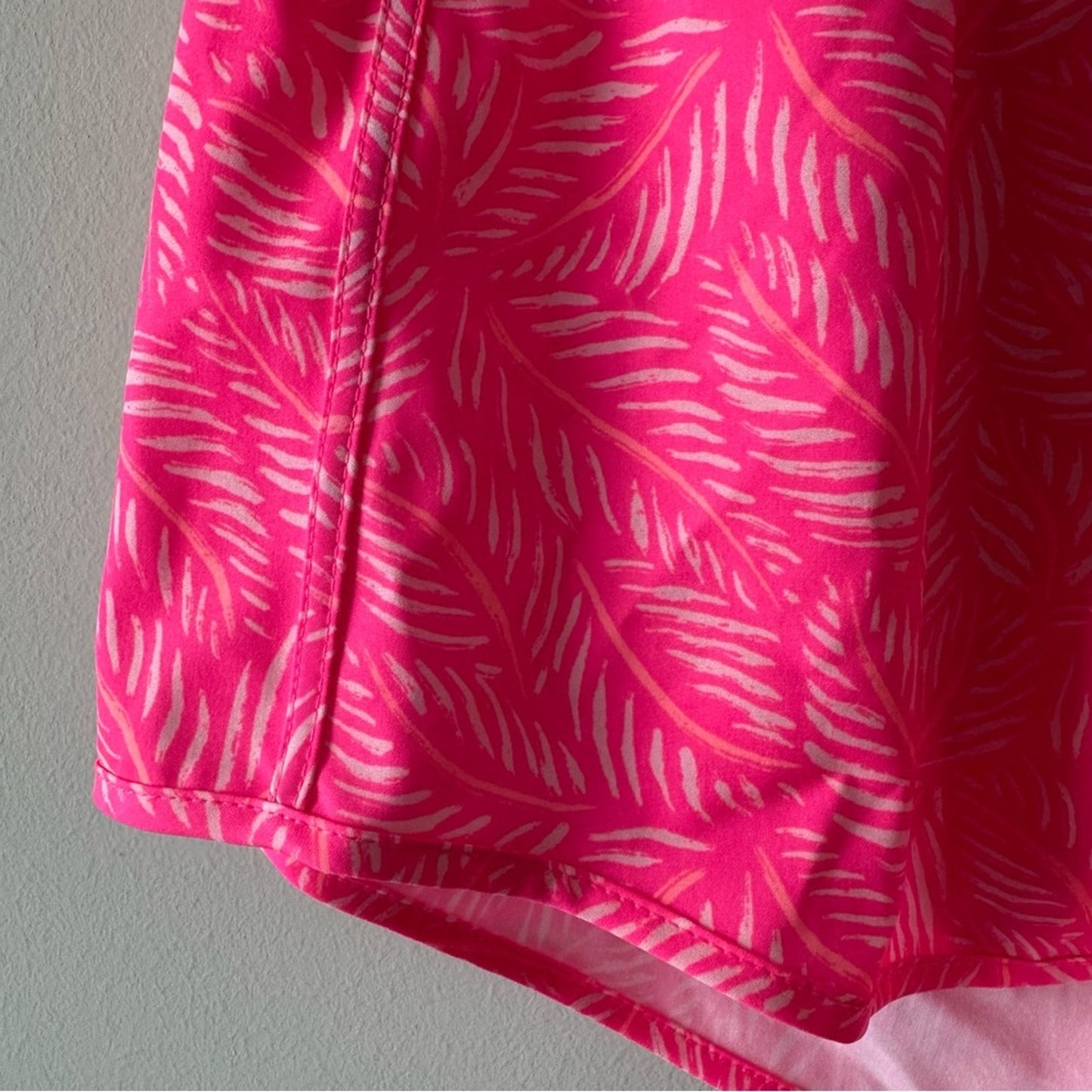 Vineyard Vines Performance Printed Chappy Shorts in Knockout Pink Athletic Swim
