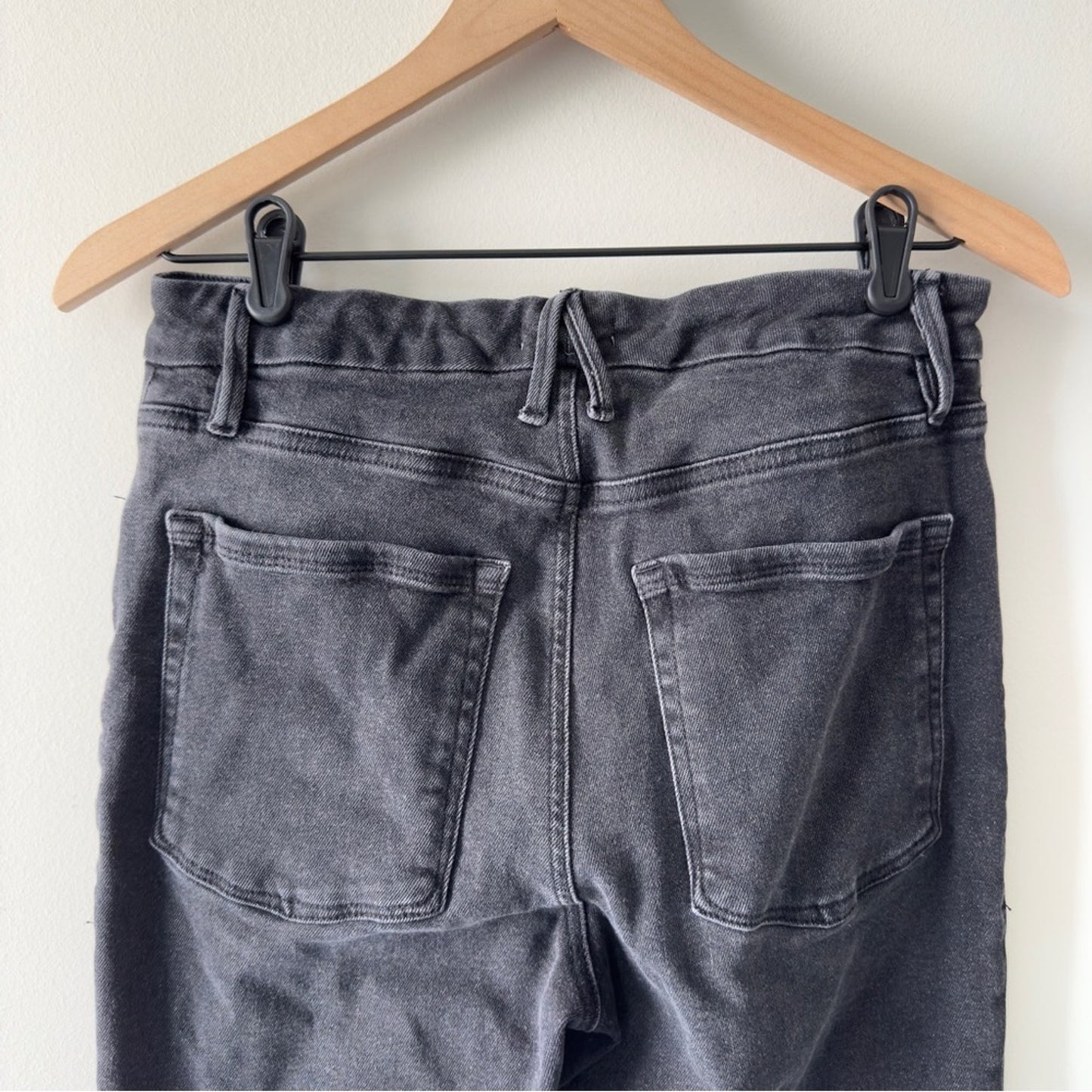 Good American Black Bootcut Jeans zip button denim solid belt loops pockets EUC