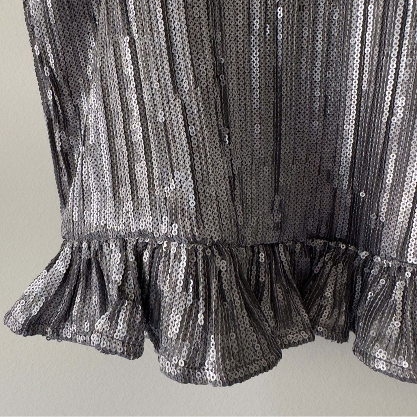 Anthropologie Amelie Sequin Cami Top Silver Ruffled Hem Camisole spaghetti strap