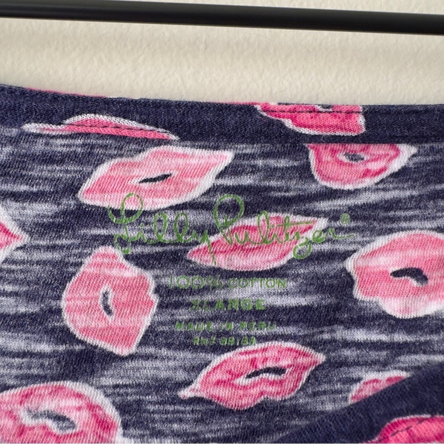 Lilly Pulitzer Somerset Dress Lips Pattern 100% cotton Pink Blue mini ruffle EUC