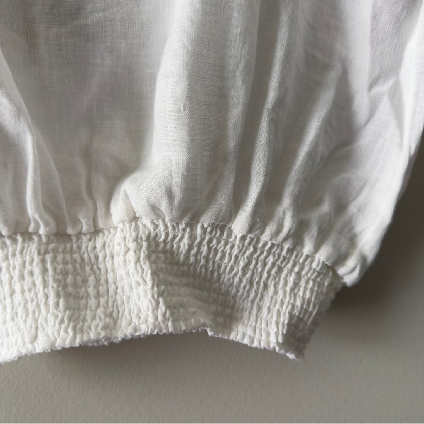 Joie 100% Linen White Smocked Waist Tank Top Sleeveless lace straps button side