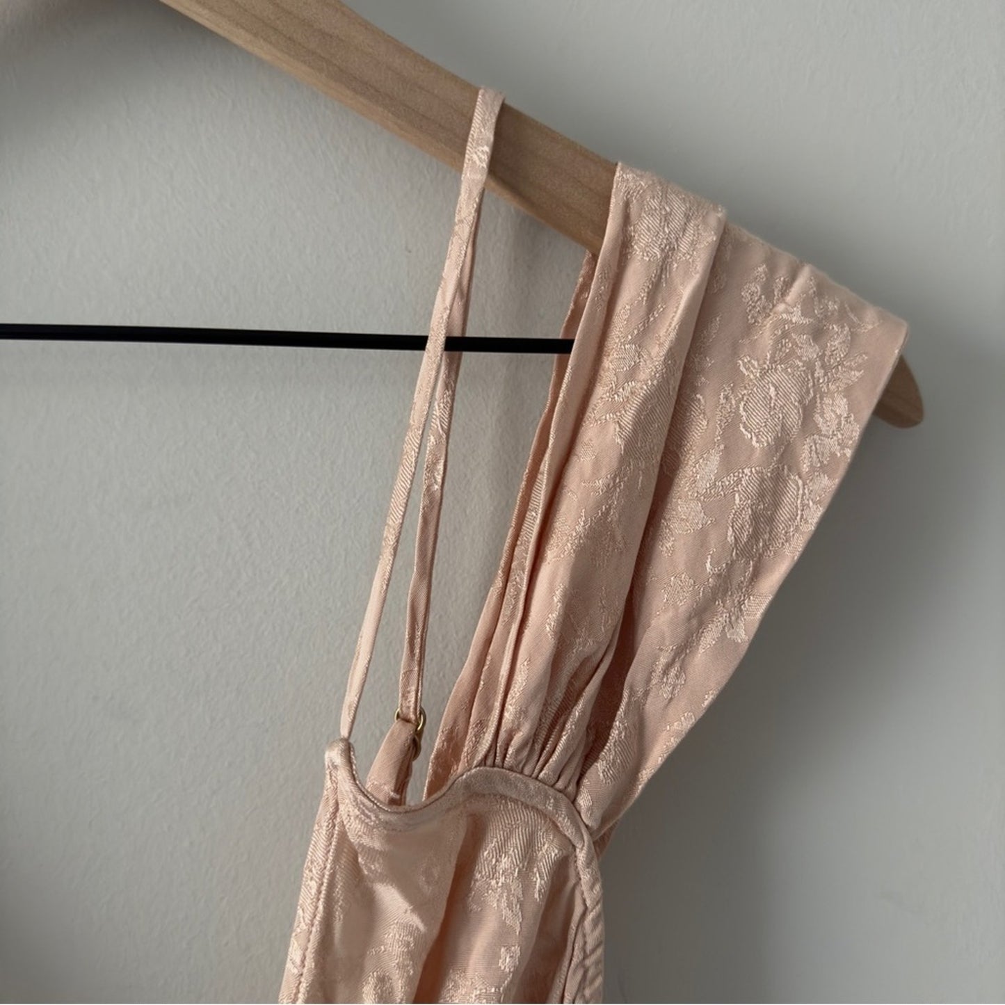 Lovers + Friends Revolve Asymmetric Satin Top floral zipper side coquette pink S