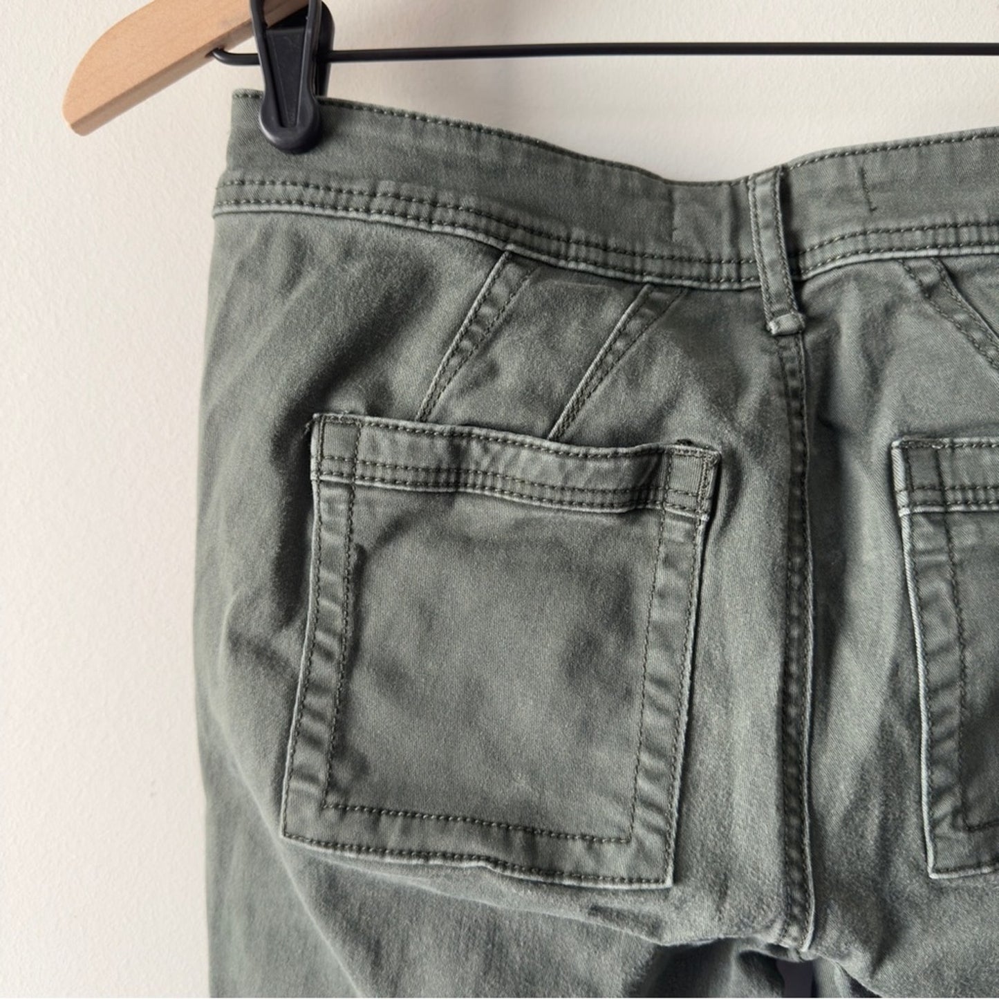 Anthropologie Olive Green Cargo Pants Skinny Cotton Stretch Casual Pockets Zip