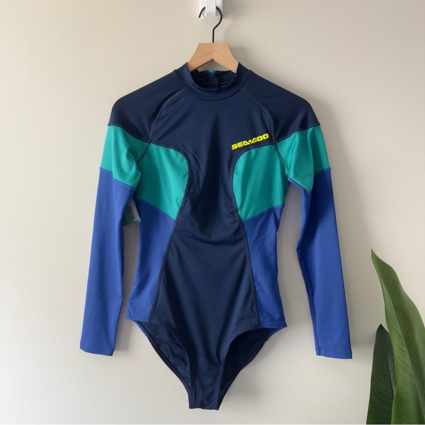 Sea-Doo Women’s One-Piece Suit Rashguard Marine/Navy Watersports Long Sleeve NWT