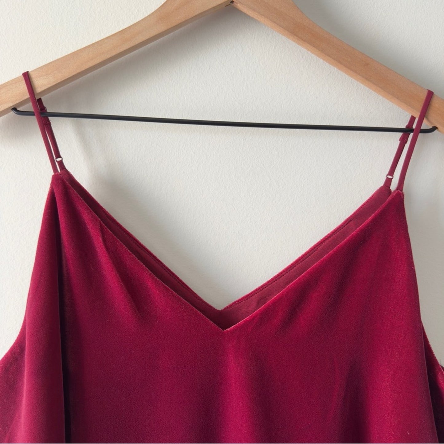 Express Deep Red Velvet Camisole V-neck adjustable spaghetti strap tank top cami