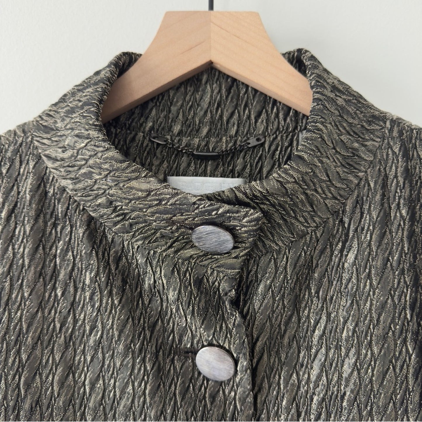 Badgley Mischka Crinkle Texture Jacket High Mock neck 3/4 sleeve shimmer pockets