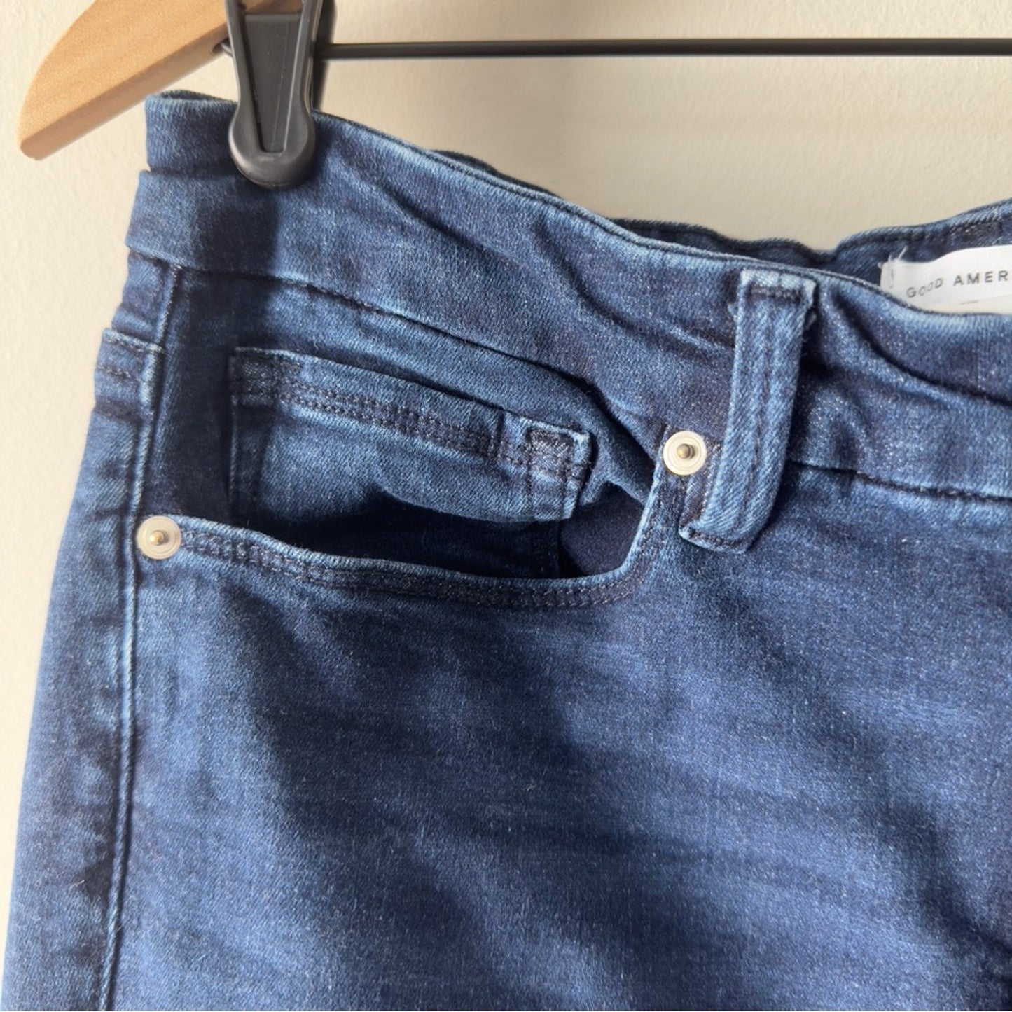 Good American Good Petite Flare Jeans in Blue224 Organic Cotton Dark Wash 15 EUC