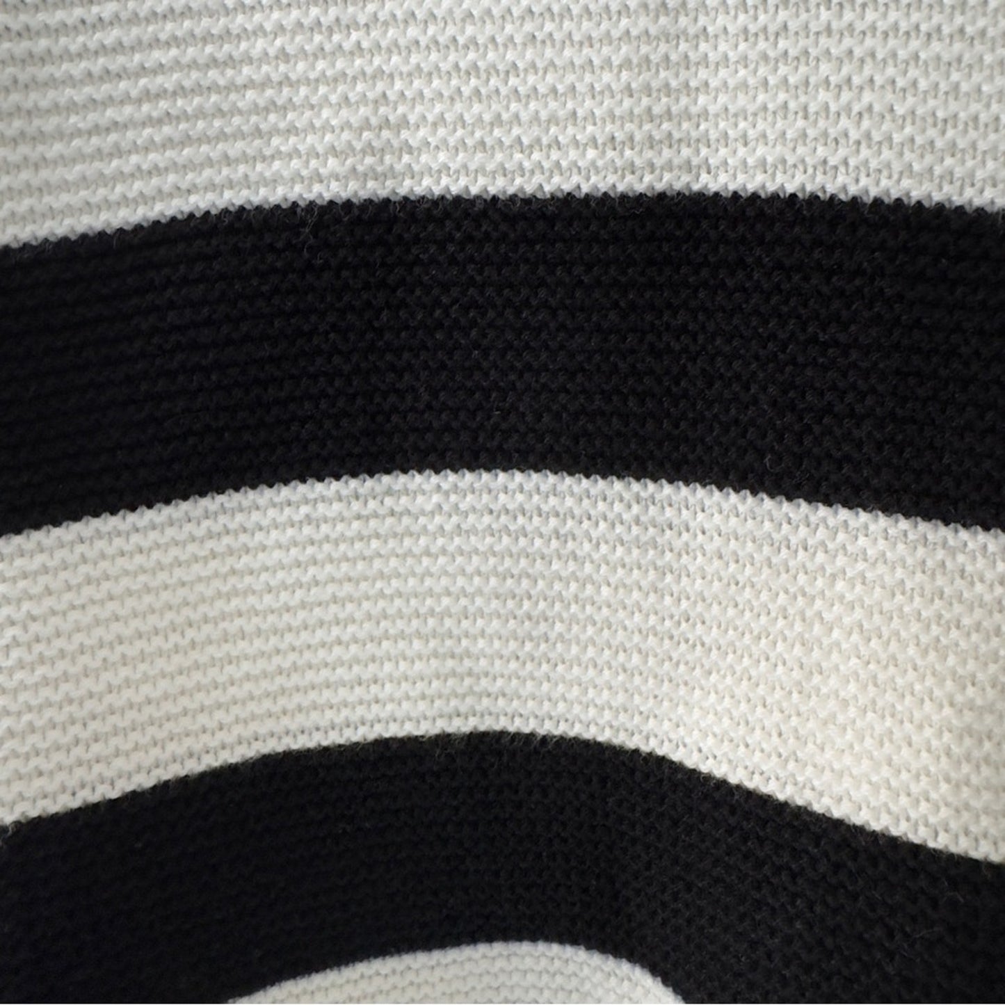 Moon & Madison 100% Cotton Black and White Striped Knit Sweater Top Long Sleeve