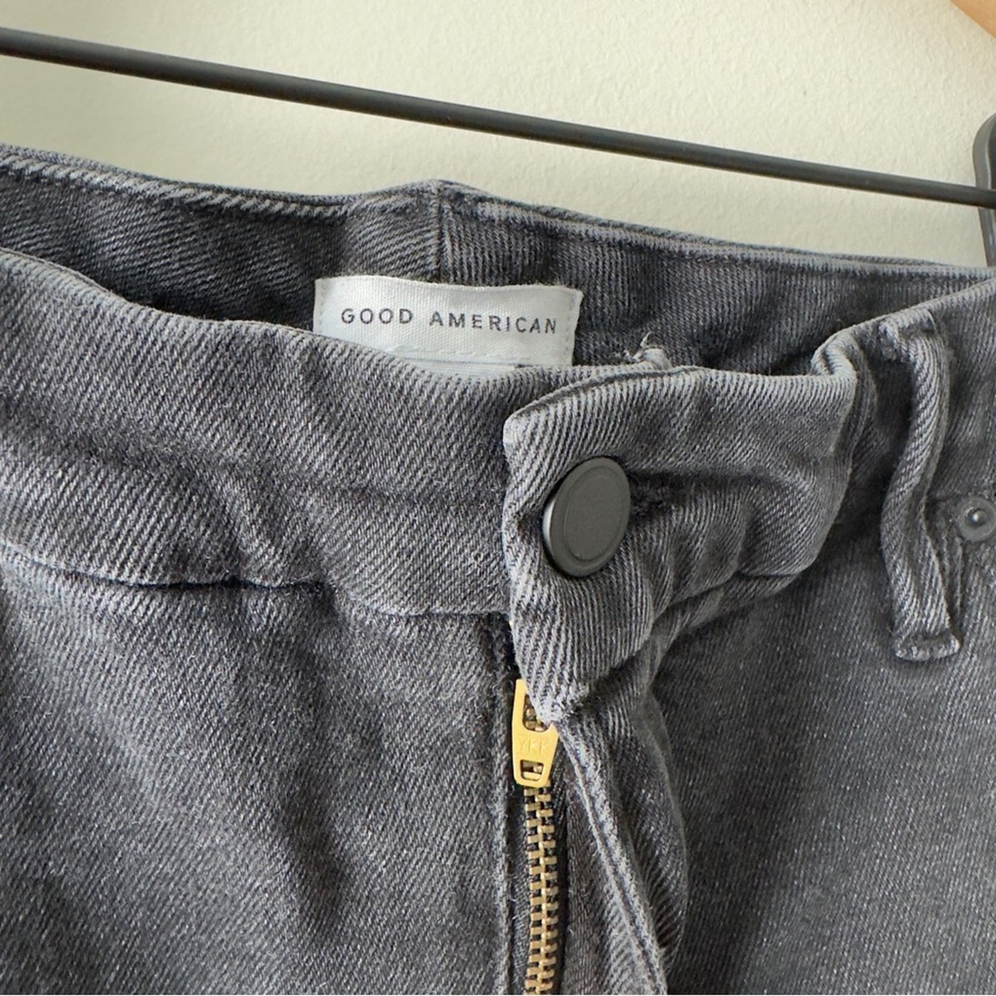 Good American Black Bootcut Jeans zip button denim solid belt loops pockets EUC