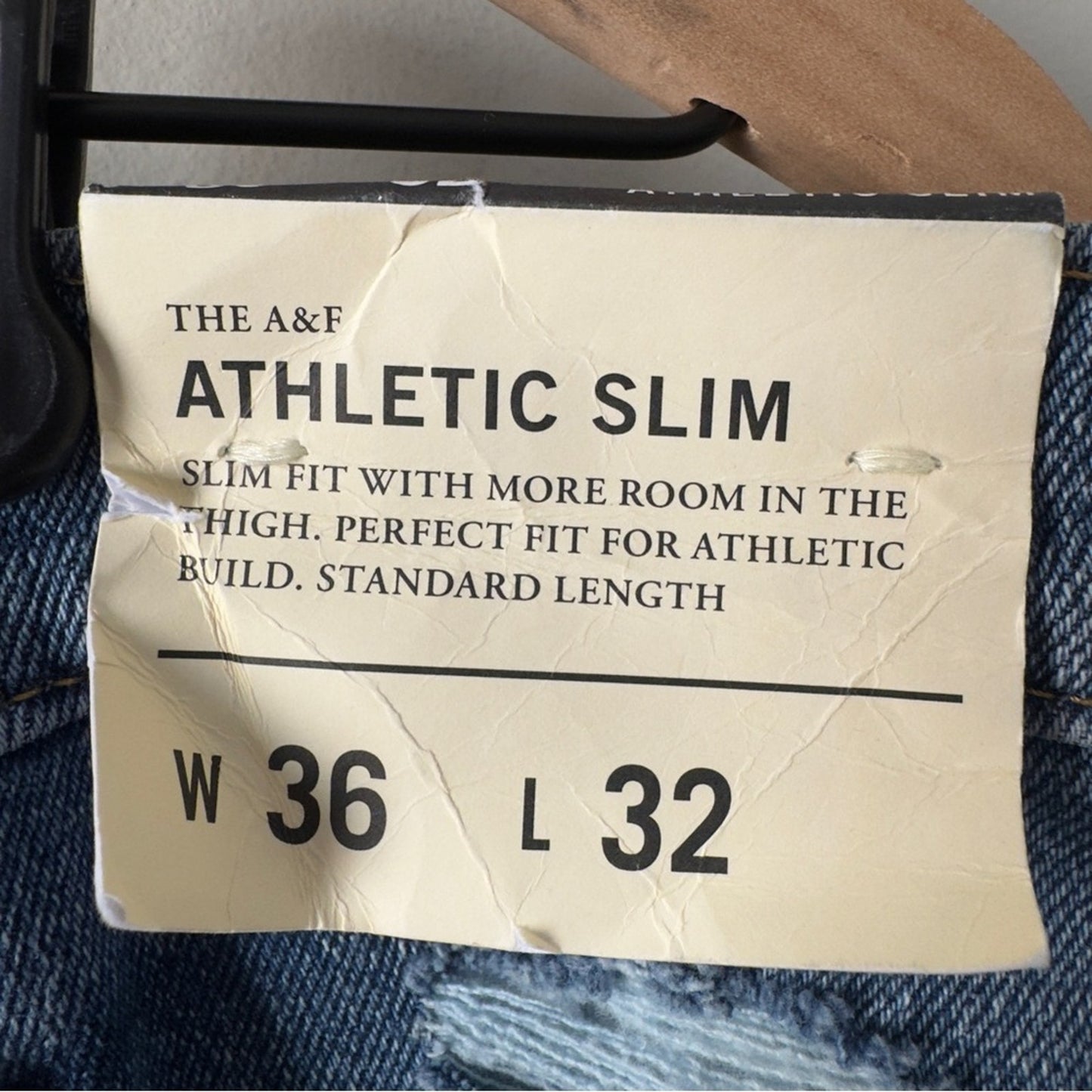 Abercrombie & Fitch The A&F Athletic Slim Jeans Blue Denim distressed Pockets 36