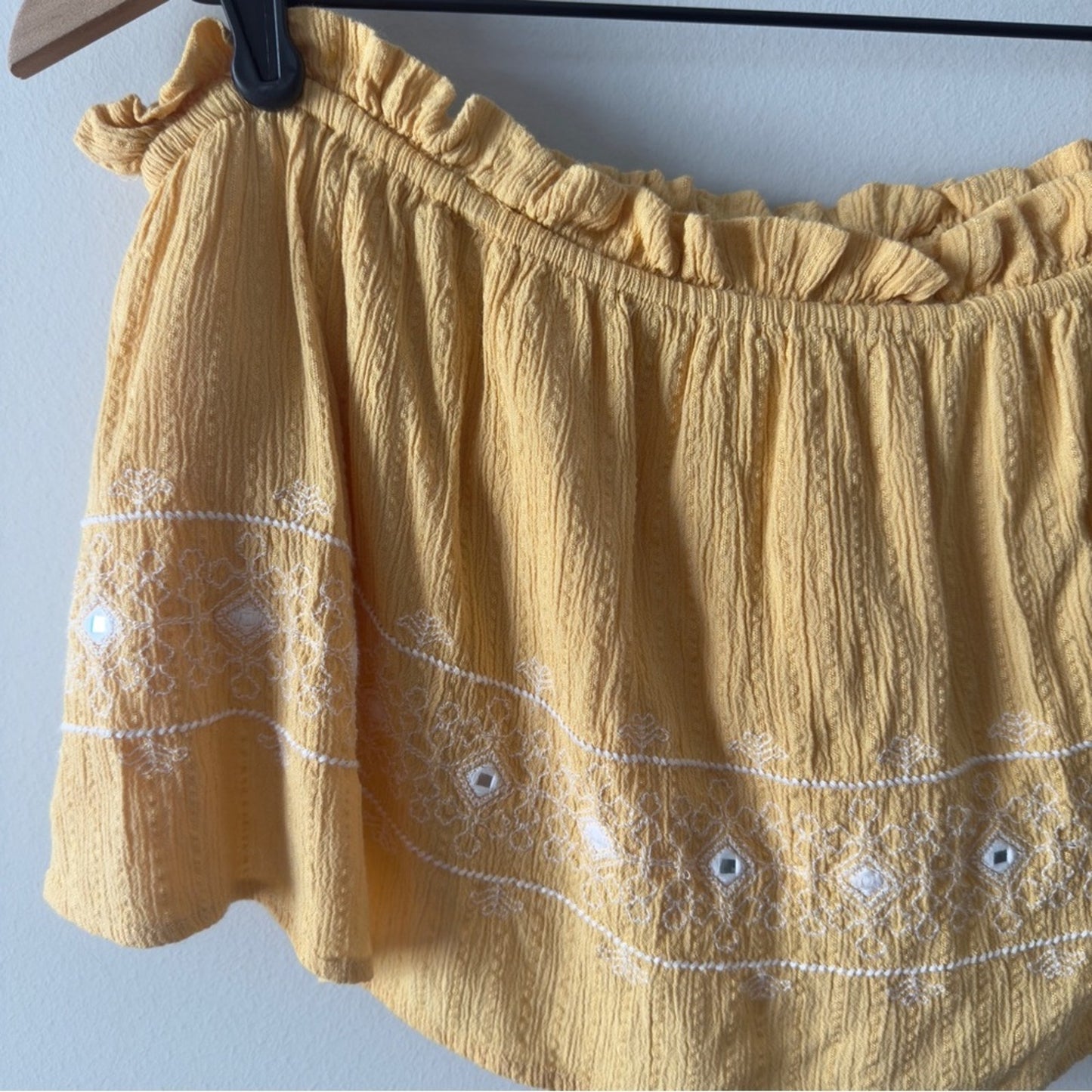 American Eagle Outfitters Strapless Crop Top Yellow White Smocked Tube Top Crop