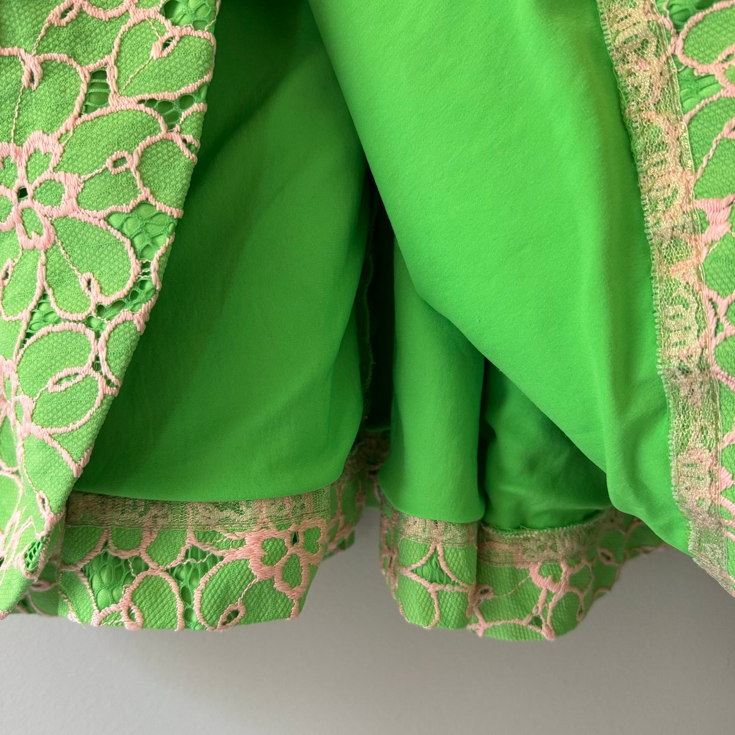 Lilly Pulitzer Green Floral Lace Mini Dress Mini A-Line Summer V-Neck Preppy EUC