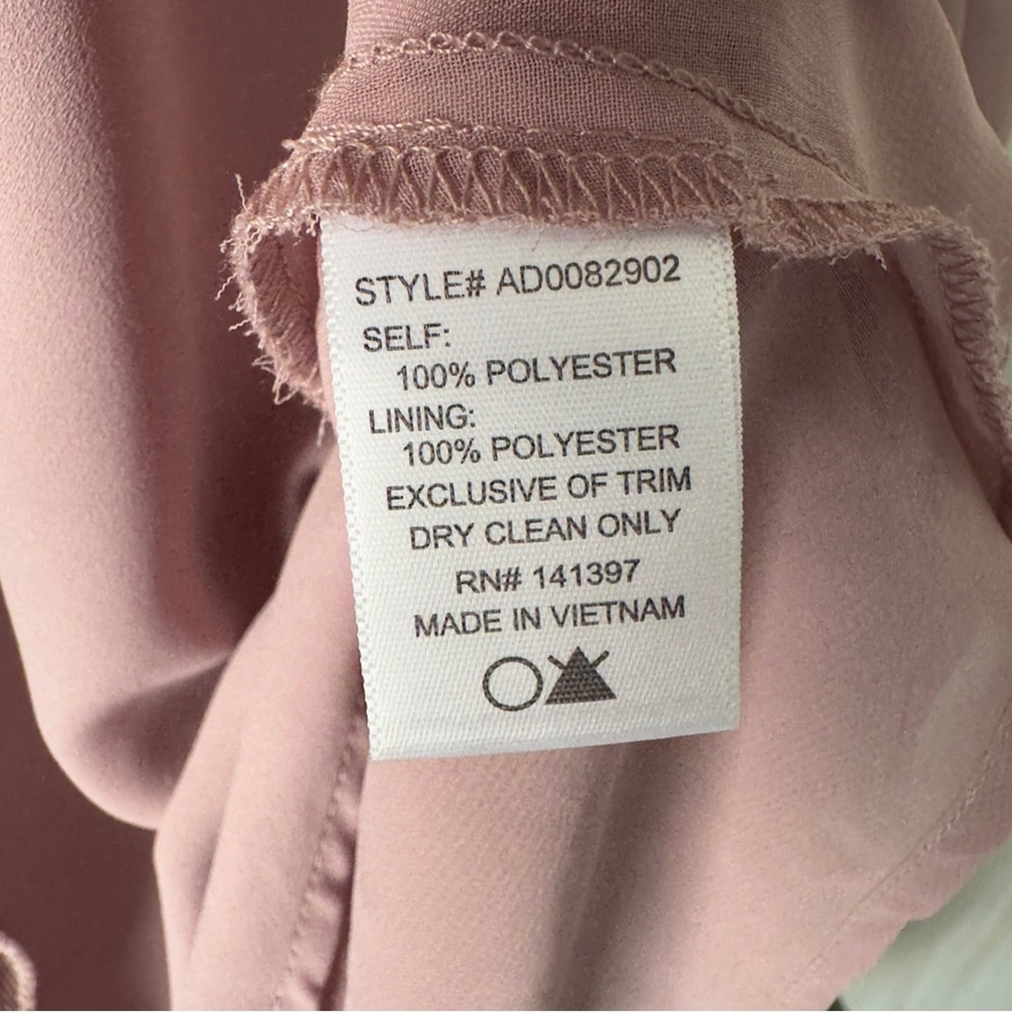 Astr the Label Revolve Deauville Mauve Lace Accent dress shift Flowy 3/4 sleeve