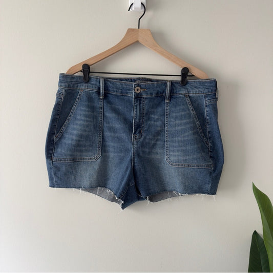 Torrid 3.5 Inch Vintage Stretch High-Rise Short Classic Blue Jean Shorts Denim
